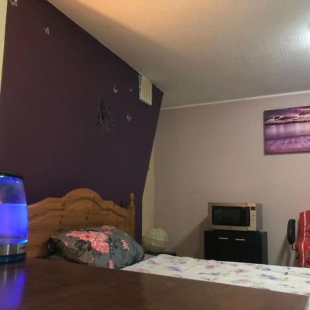 Apartamento Single Large Room Hastings Exterior foto